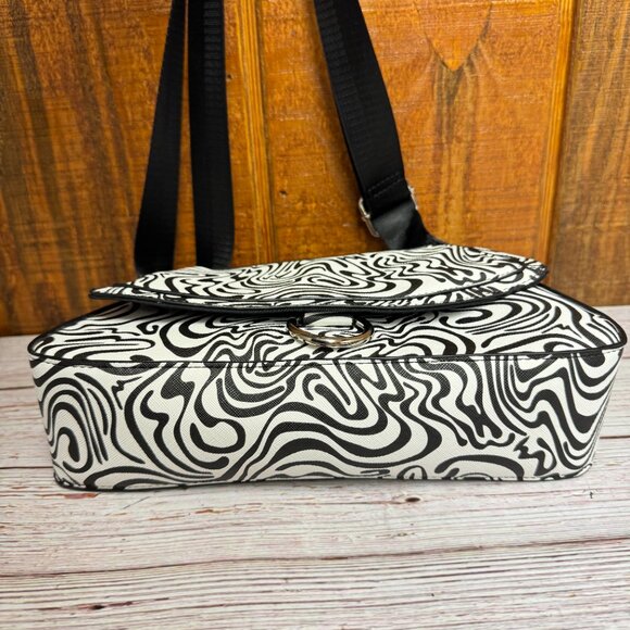 SKINNYDIP LONDON Betty Monochrome Shoulder Bag - Picture 3 of 5